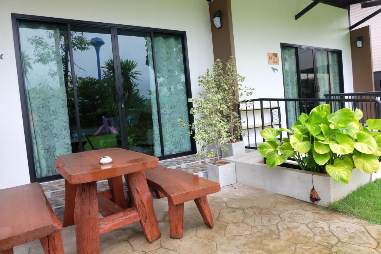 The Win Hotel Bang Saphan Dış mekan fotoğraf